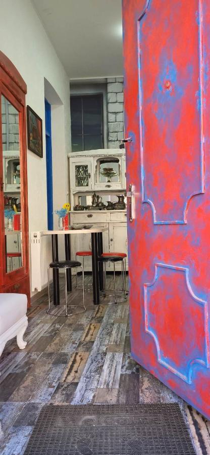 4 Chocolate Apartments In Old Tbilisi Exterior foto