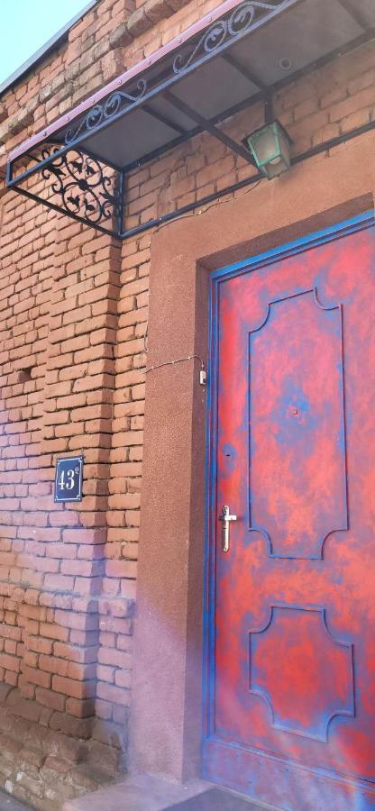 4 Chocolate Apartments In Old Tbilisi Exterior foto